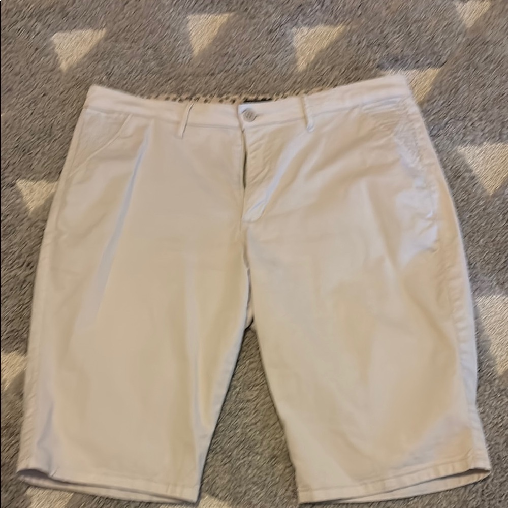 Jones New York Beige Women's Bermuda Shorts